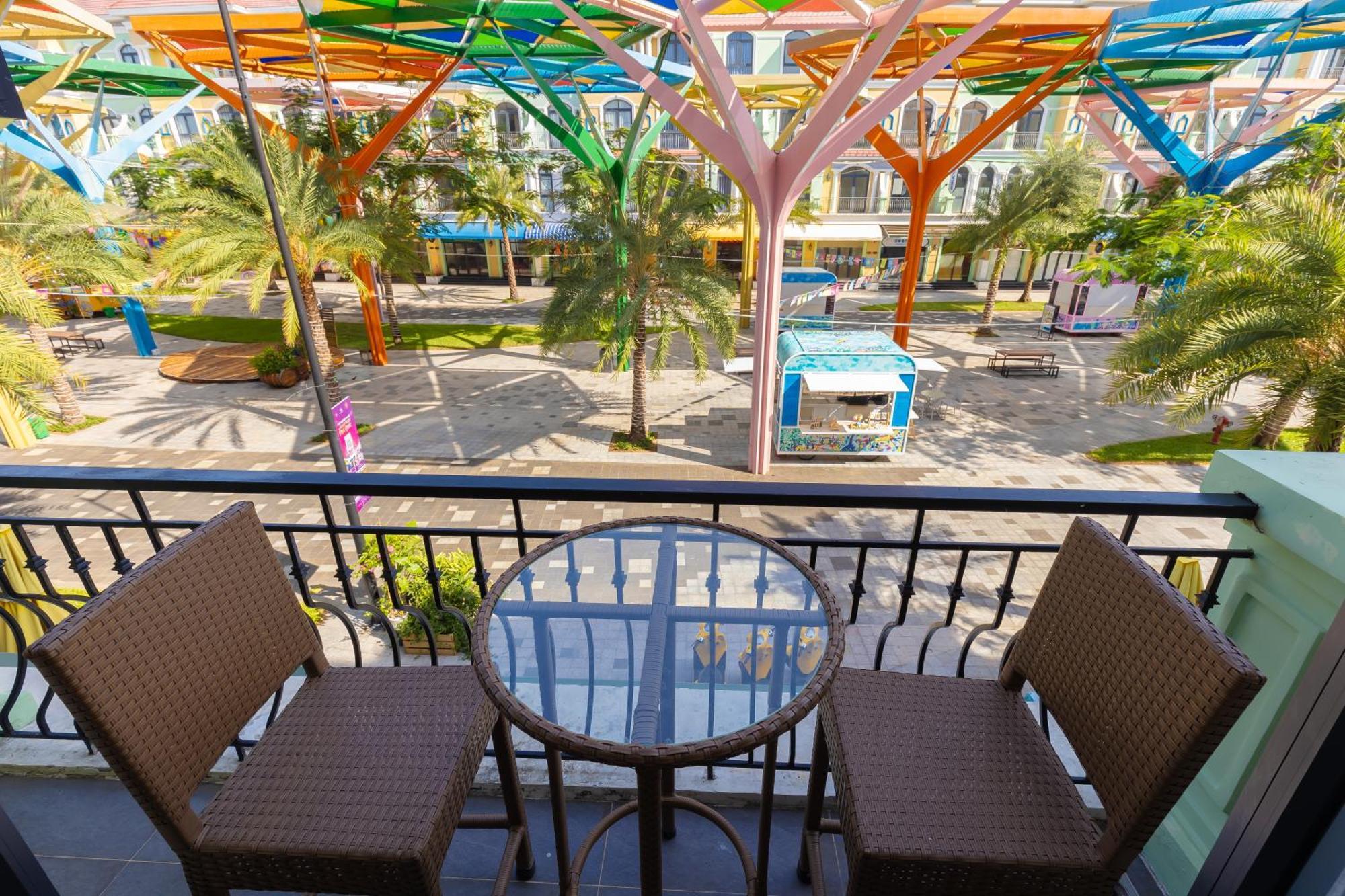 Solea Hotel Grandworld Phú Quốc Exterior foto